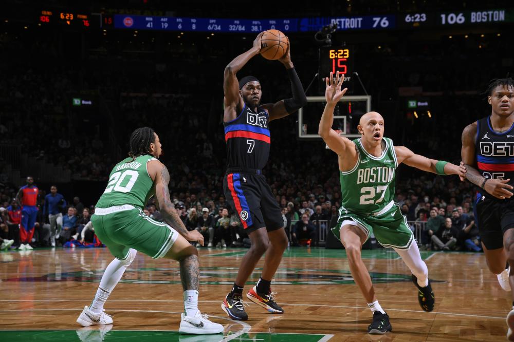 名的差距仅 名的差距仅