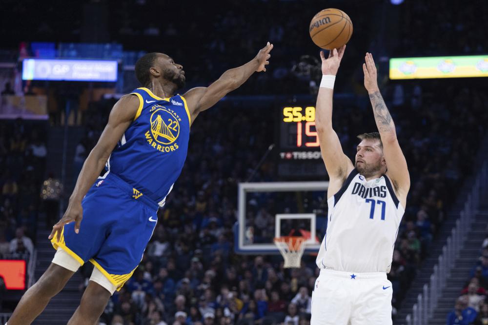 各队距离最 各队距离最